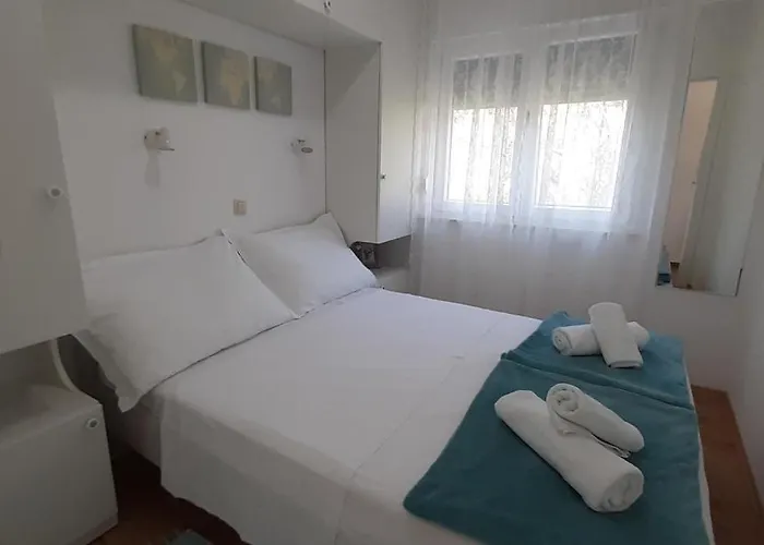 S Pogledom * Ždrelac