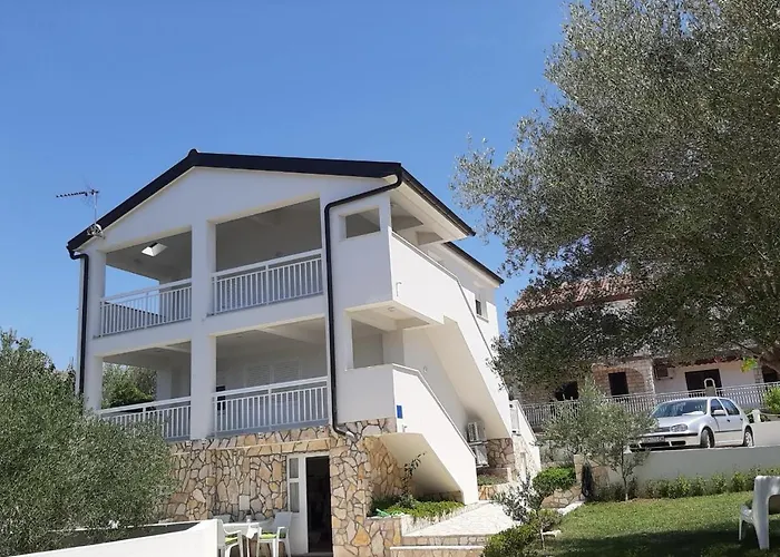 Apartman S Pogledom *