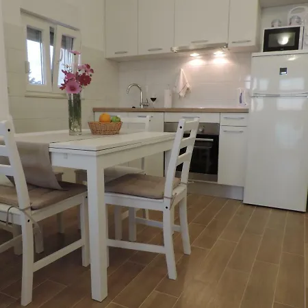 S Pogledom Apartment